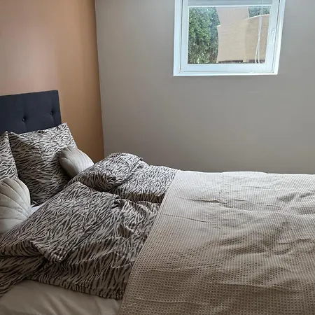 Apartmán Cozy In As Sentrum One Bedroom, One Common Room, One Kitchen And Bathroom With Tub